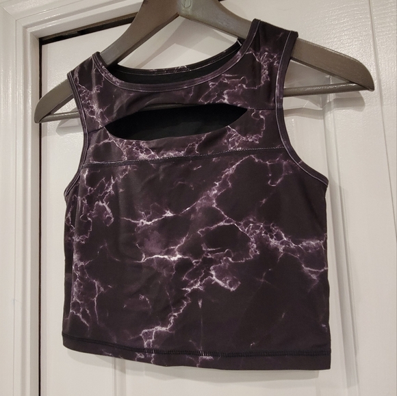 Buff bunny marble cropped tank - Picture 8 of 10